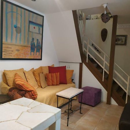 شقة Studio Apt Great Location Heart Of Downtown District حيفا المظهر الخارجي الصورة