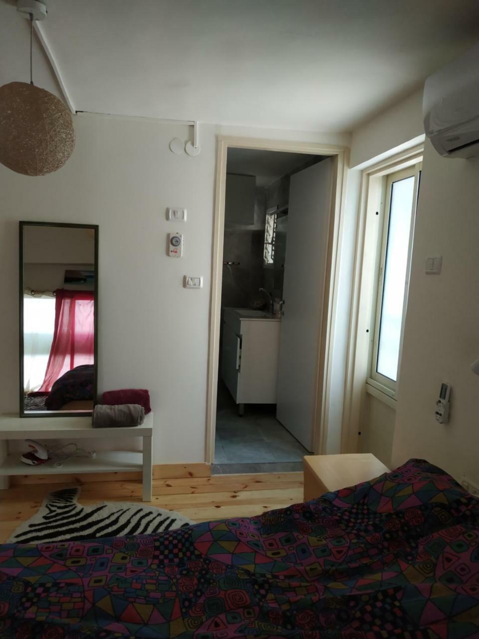 شقة Studio Apt Great Location Heart Of Downtown District حيفا المظهر الخارجي الصورة