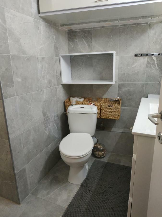 شقة Studio Apt Great Location Heart Of Downtown District حيفا المظهر الخارجي الصورة